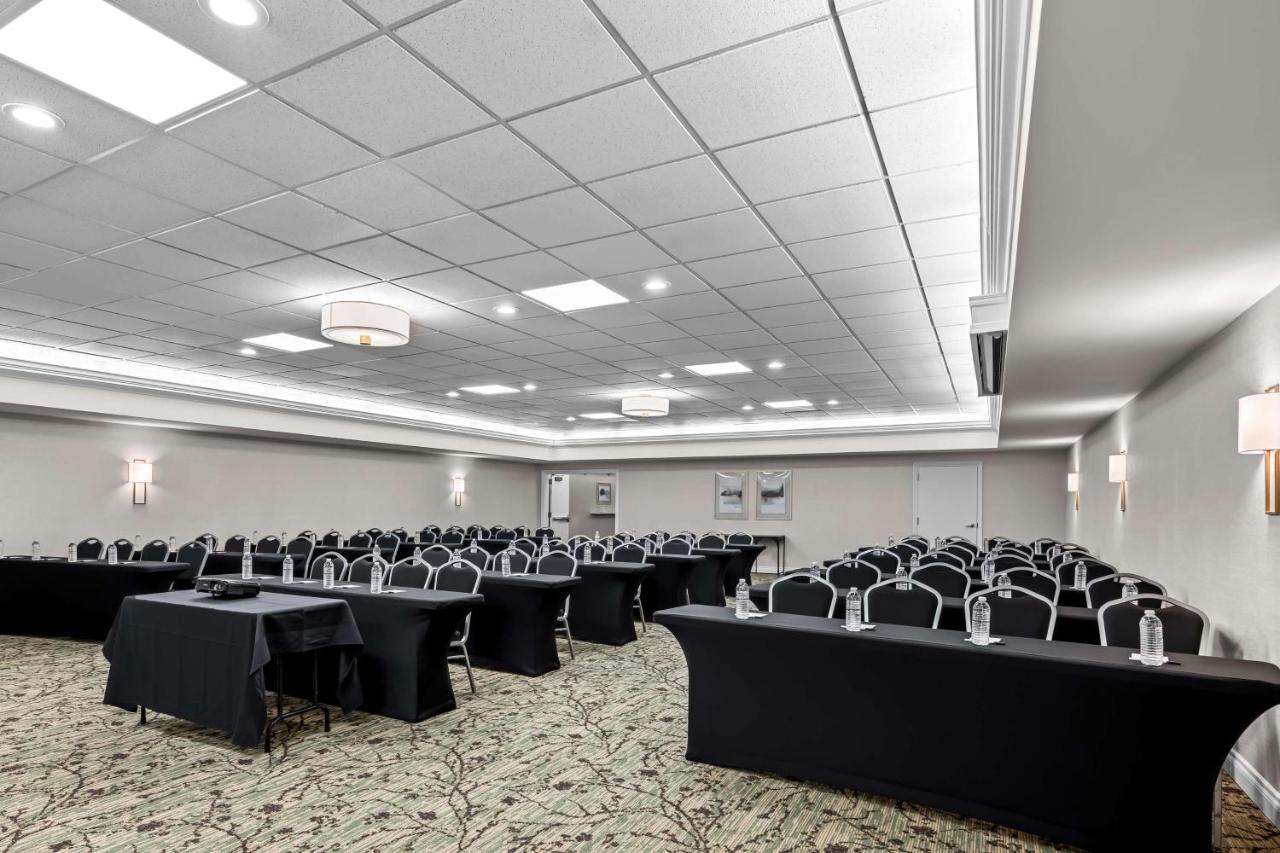 | Best Western Plus Plaza Hotel & Conference Center