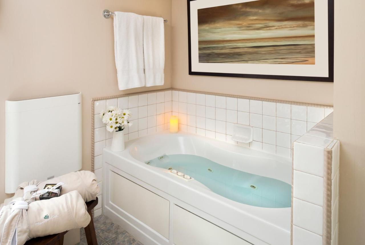 | Inn at Huntingfield Creek