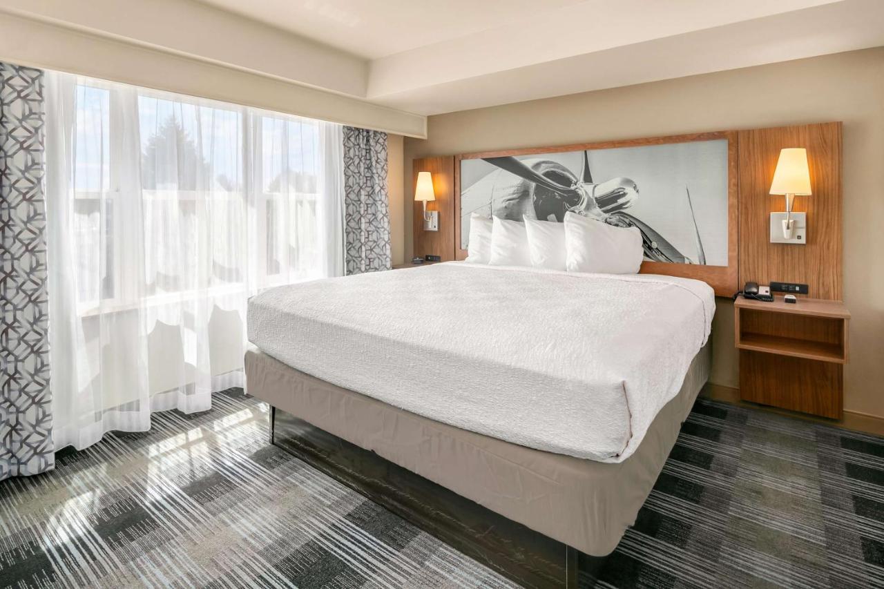 | Executive Residency by Best Western Navigator Inn & Suites