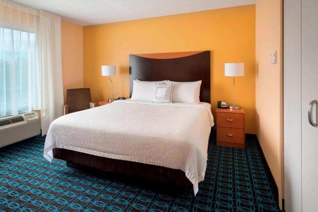 | Fairfield Inn & Suites Verona