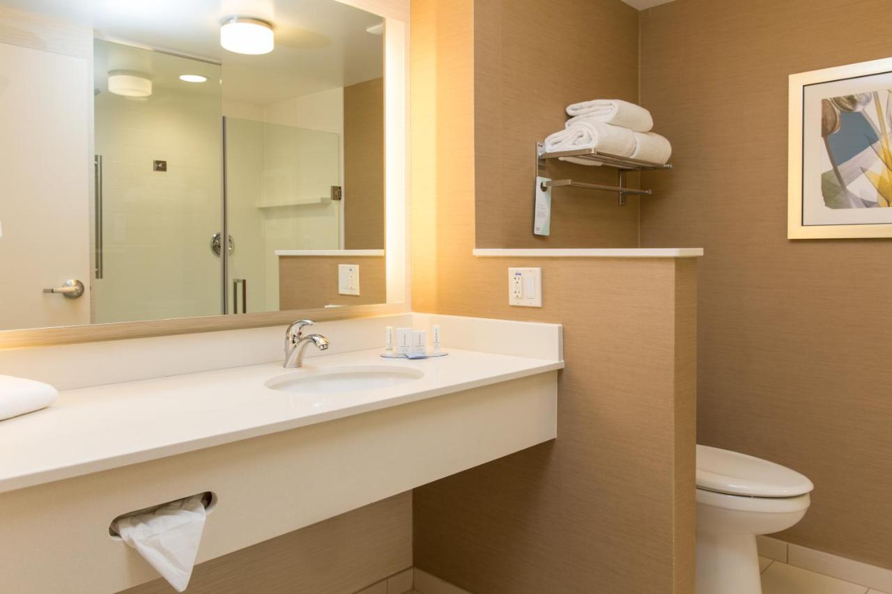| Fairfield Inn & Suites by Marriott Sacramento Folsom