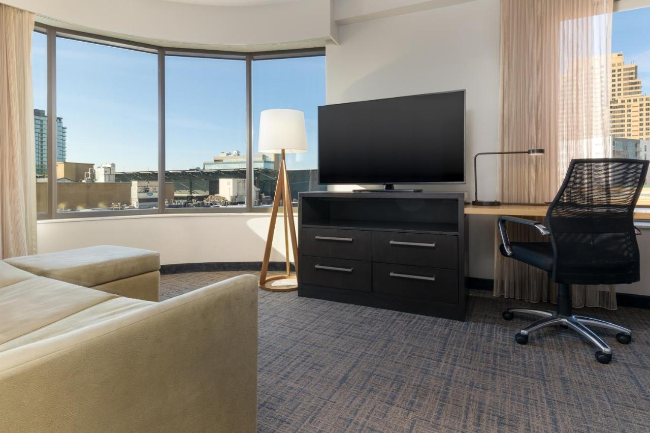 1 Bedroom Suite, 2 Queen, Sofa bed, City view, Corner room at Residence Inn by Marriott Grand Rapids Downtown
