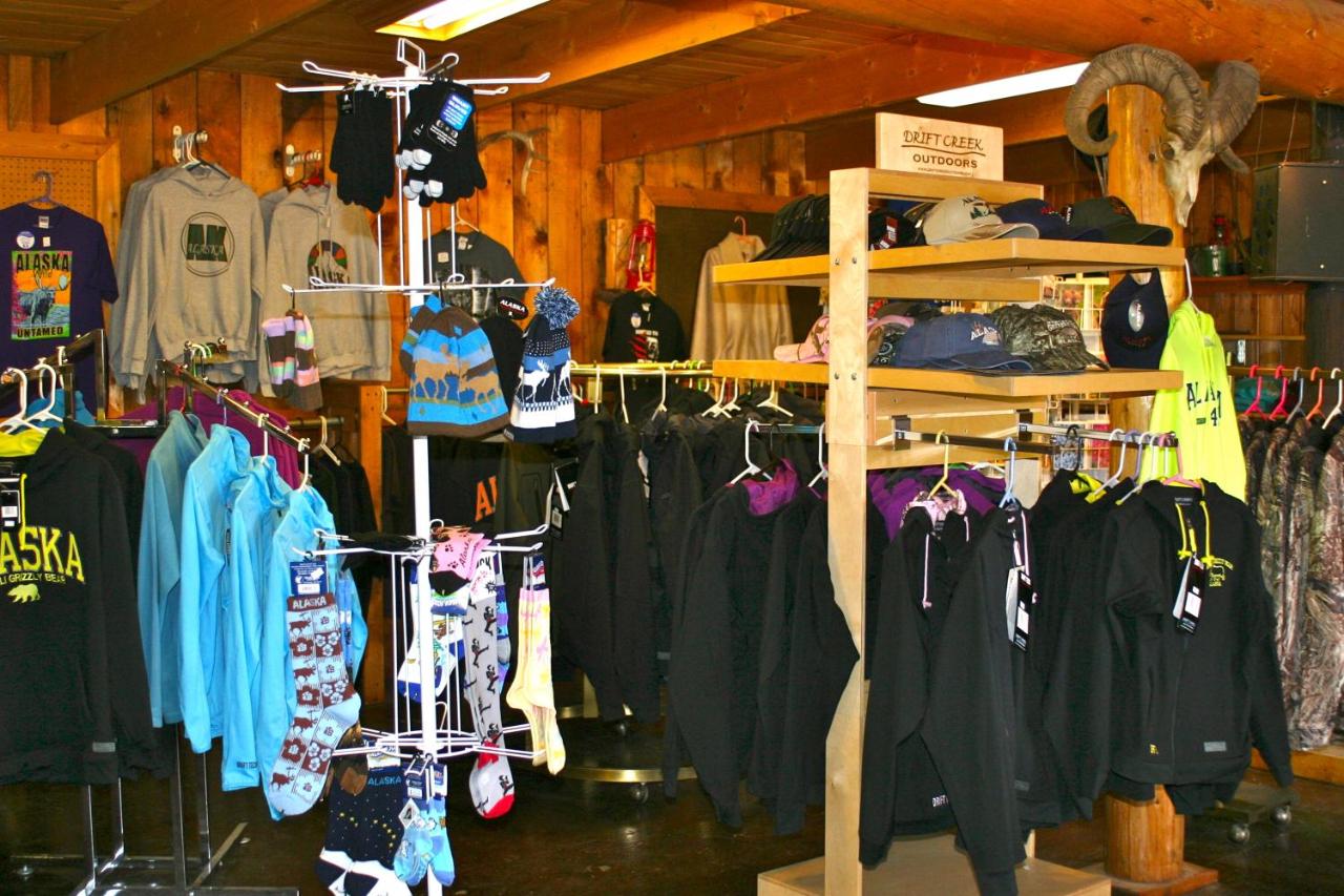 | Denali Grizzly Bear Resort