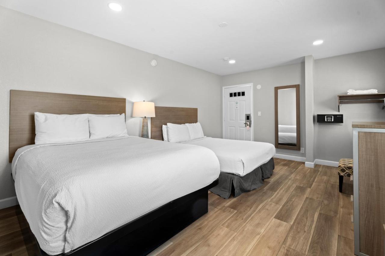 | Ocean Park Inn