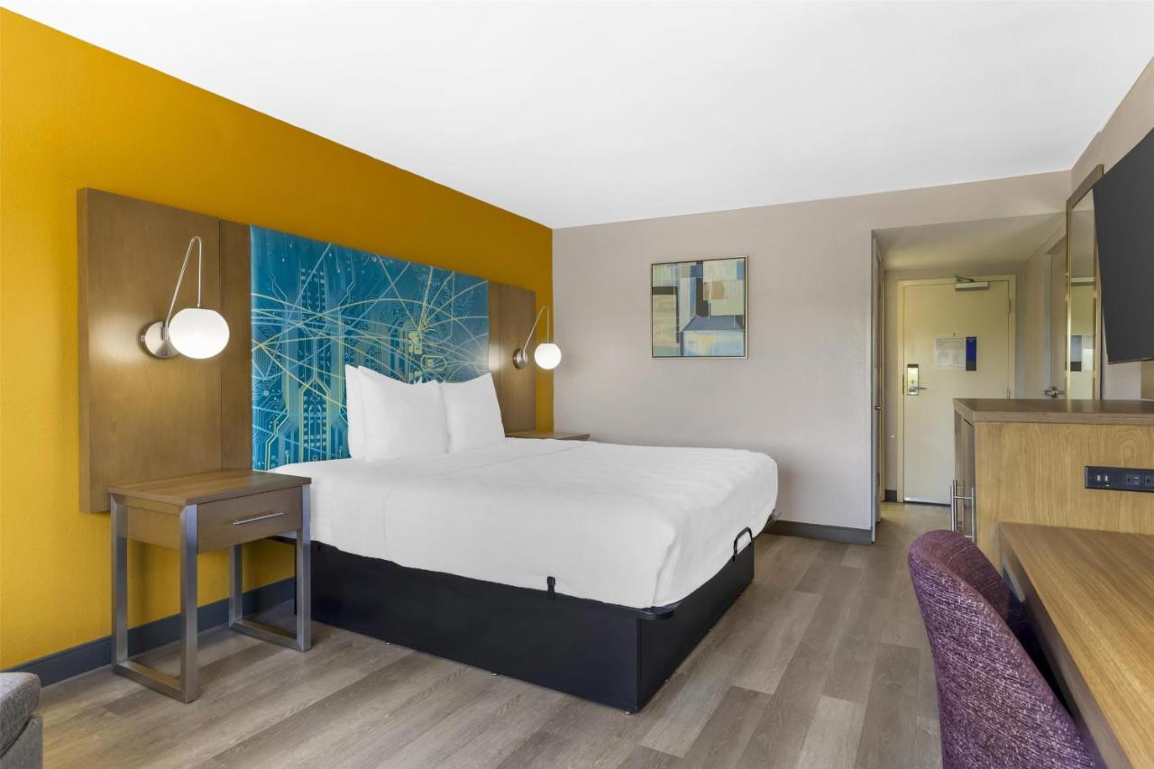 King Room with Balcony at Best Western Plus Raleigh Crabtree Valley Hotel