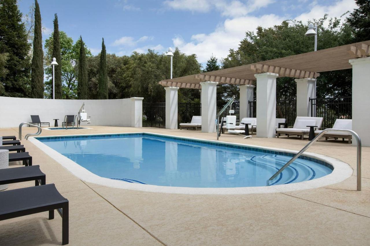 | Courtyard by Marriott Paso Robles