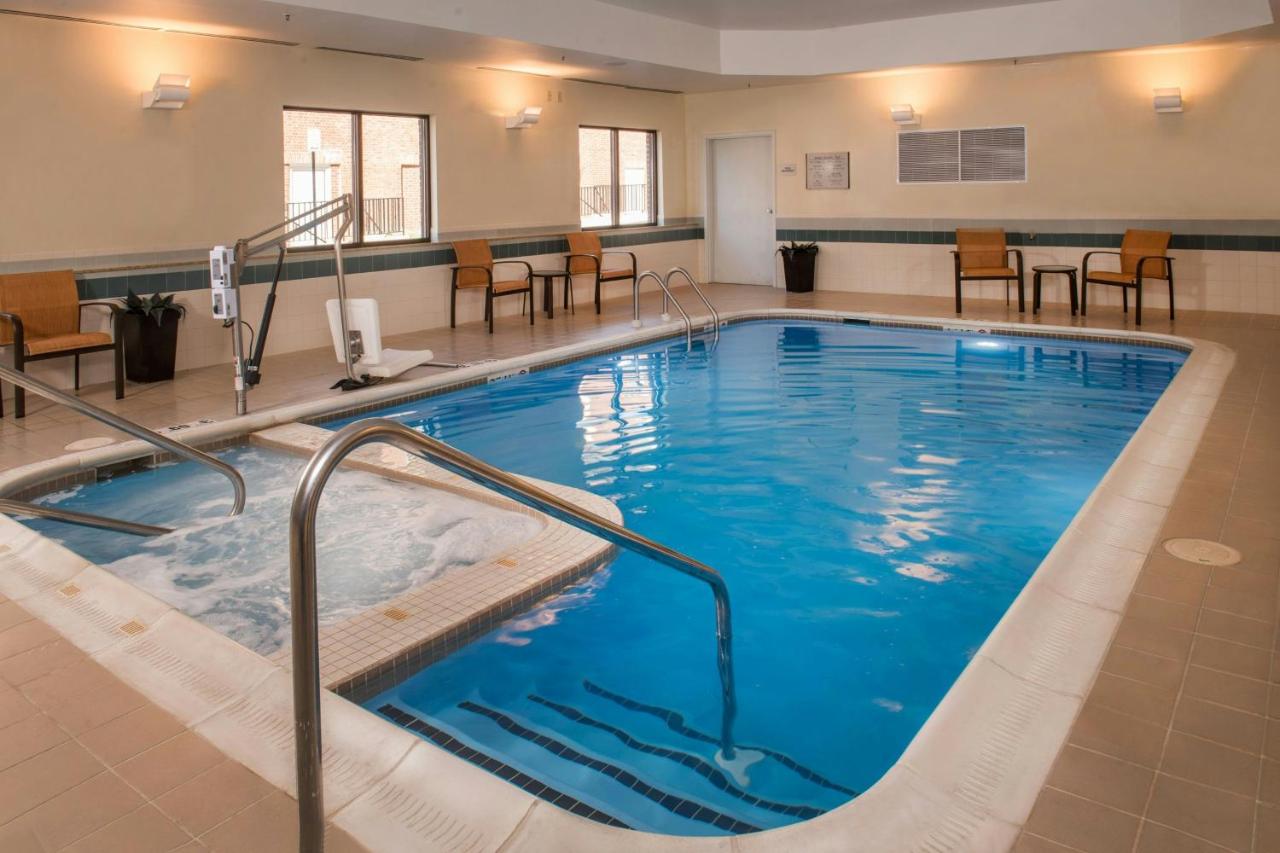  | Courtyard by Marriott Fredericksburg Historic District