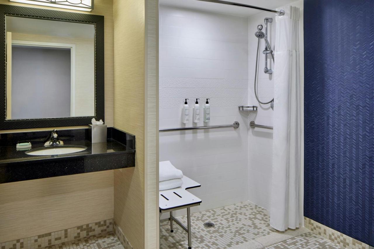  | Fairfield Inn by Marriott Rochester East