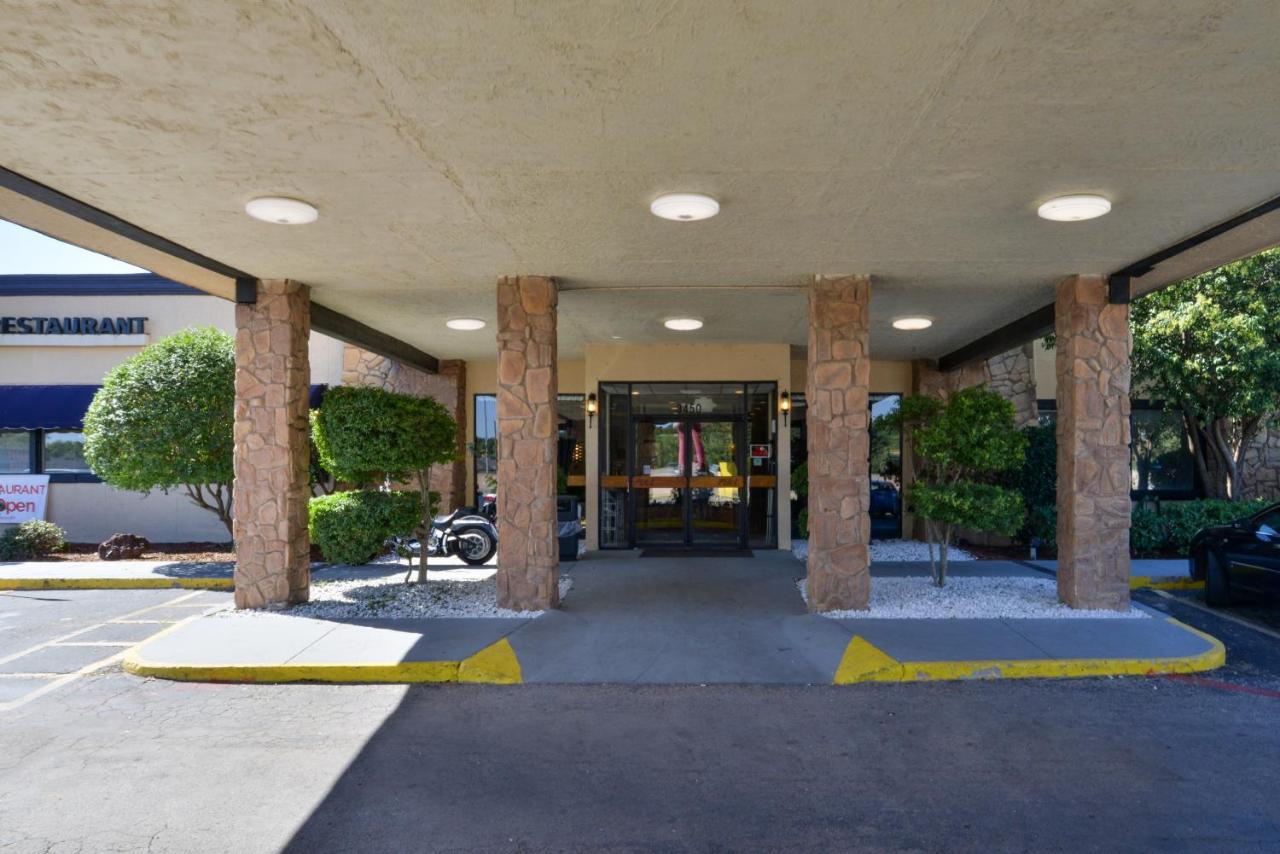  | The Inn and Suites at 34 Fifty