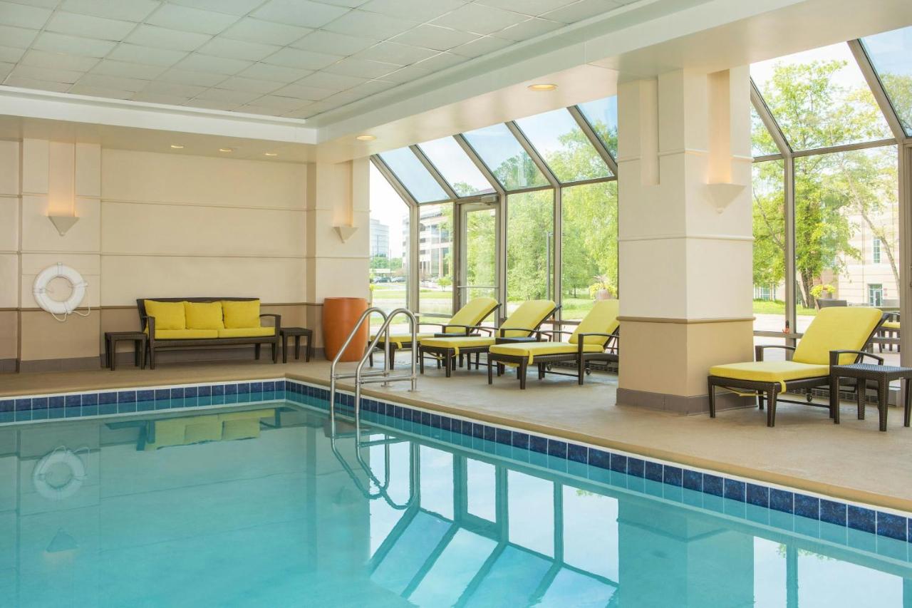  | Sheraton Suites Chicago Elk Grove