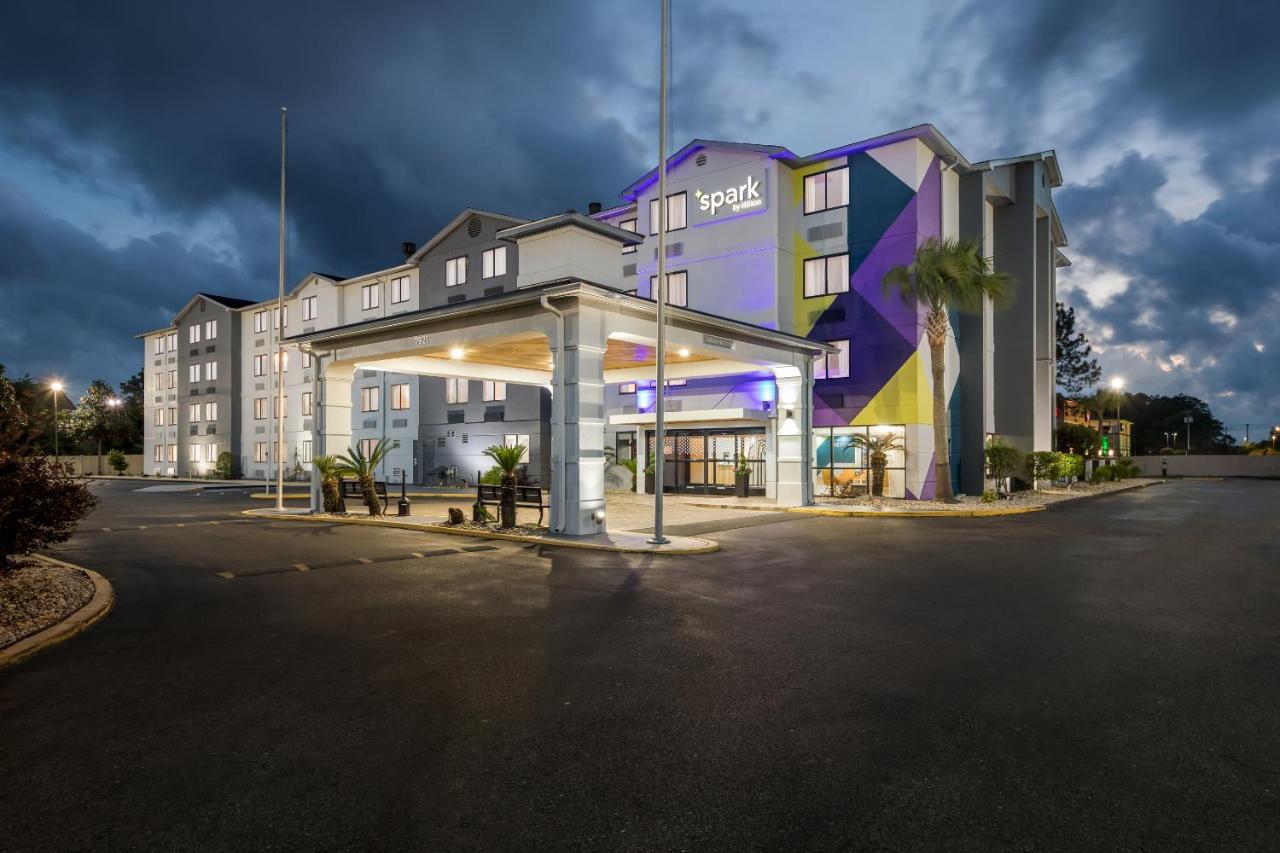 | Best Western Cypress Creek