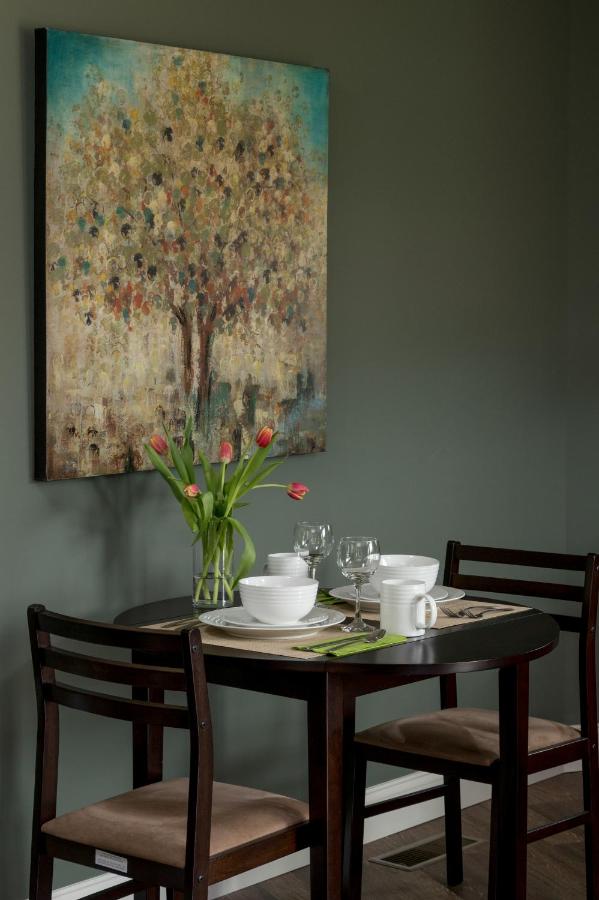 | Inn at Huntingfield Creek