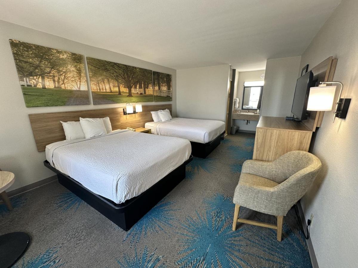Deluxe Double Room with Two Double Beds - Non-Smoking at Days Inn by Wyndham Adel I-75
