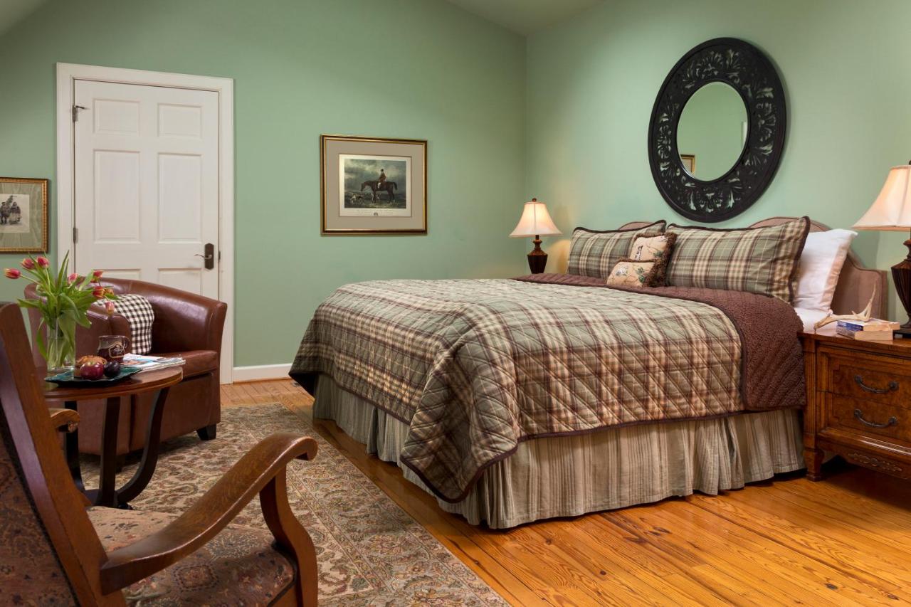 | Inn at Huntingfield Creek