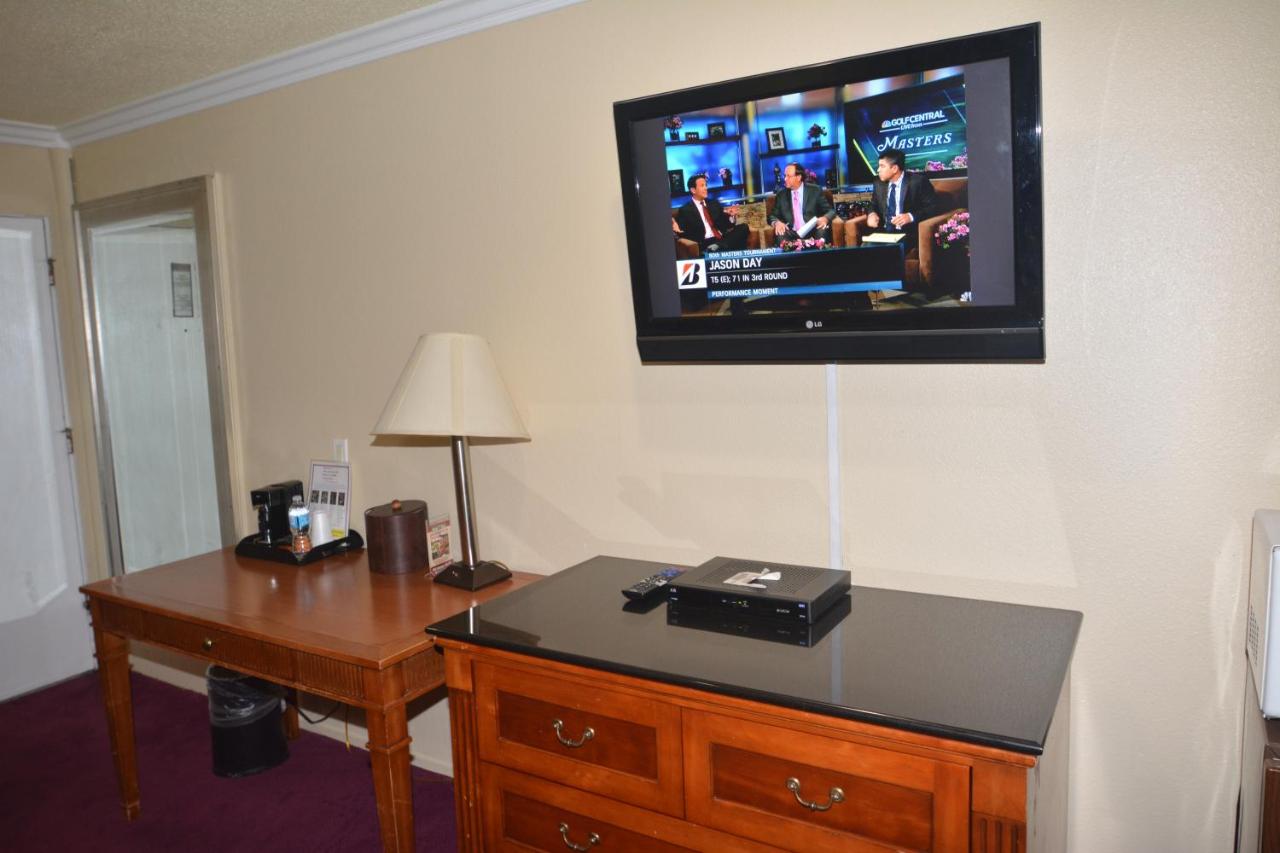 | Imperial Inn Oakland