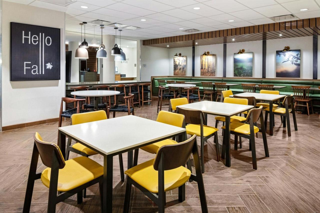  | Fairfield Inn & Suites by Marriott Queensbury Glens Falls/Lake George Area