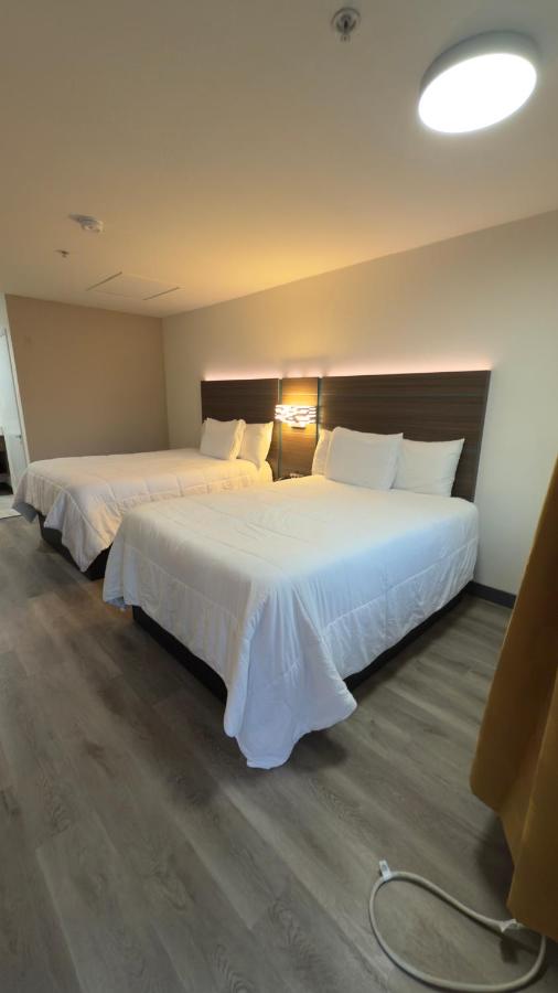 Double Room with Two Double Beds - Non-Smoking at Mission Inn San Luis Obispo