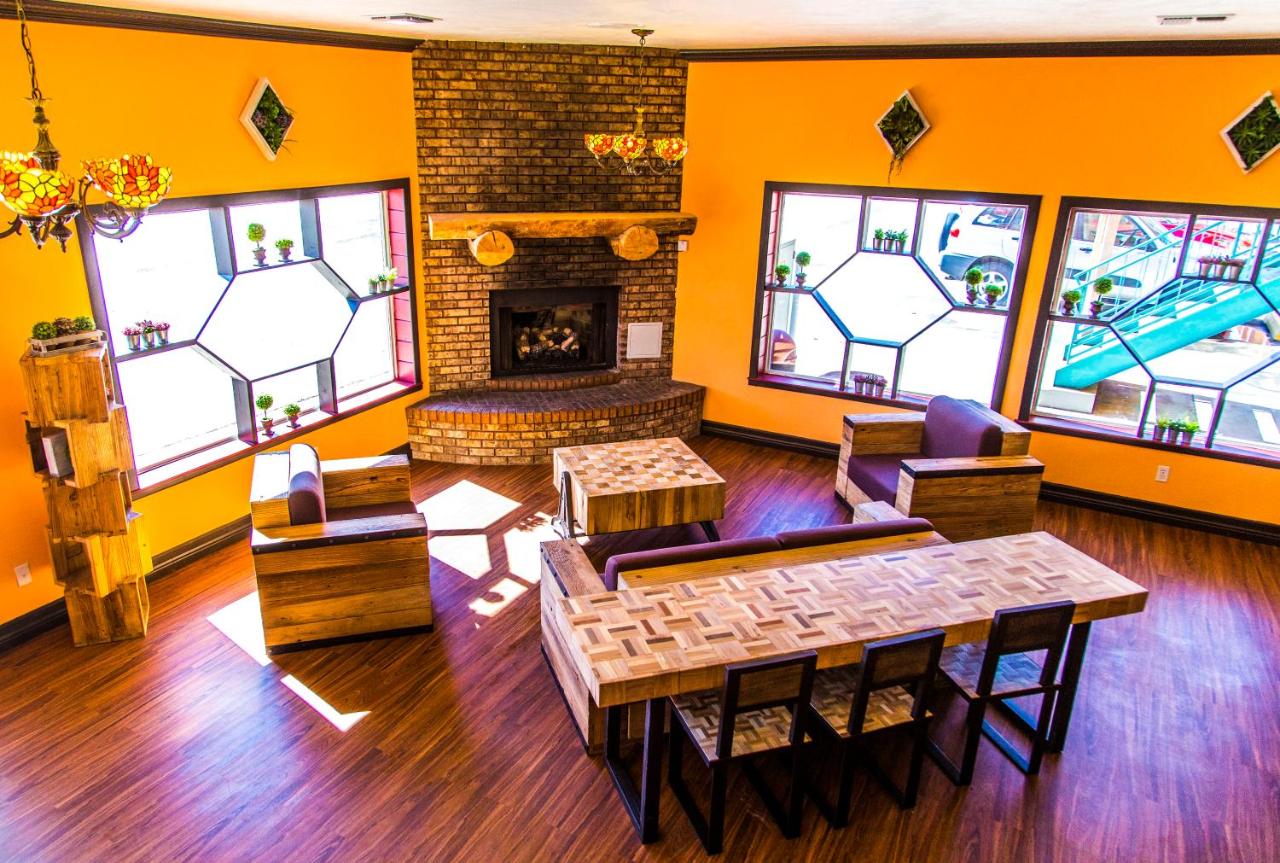 | Mountain View Lodge