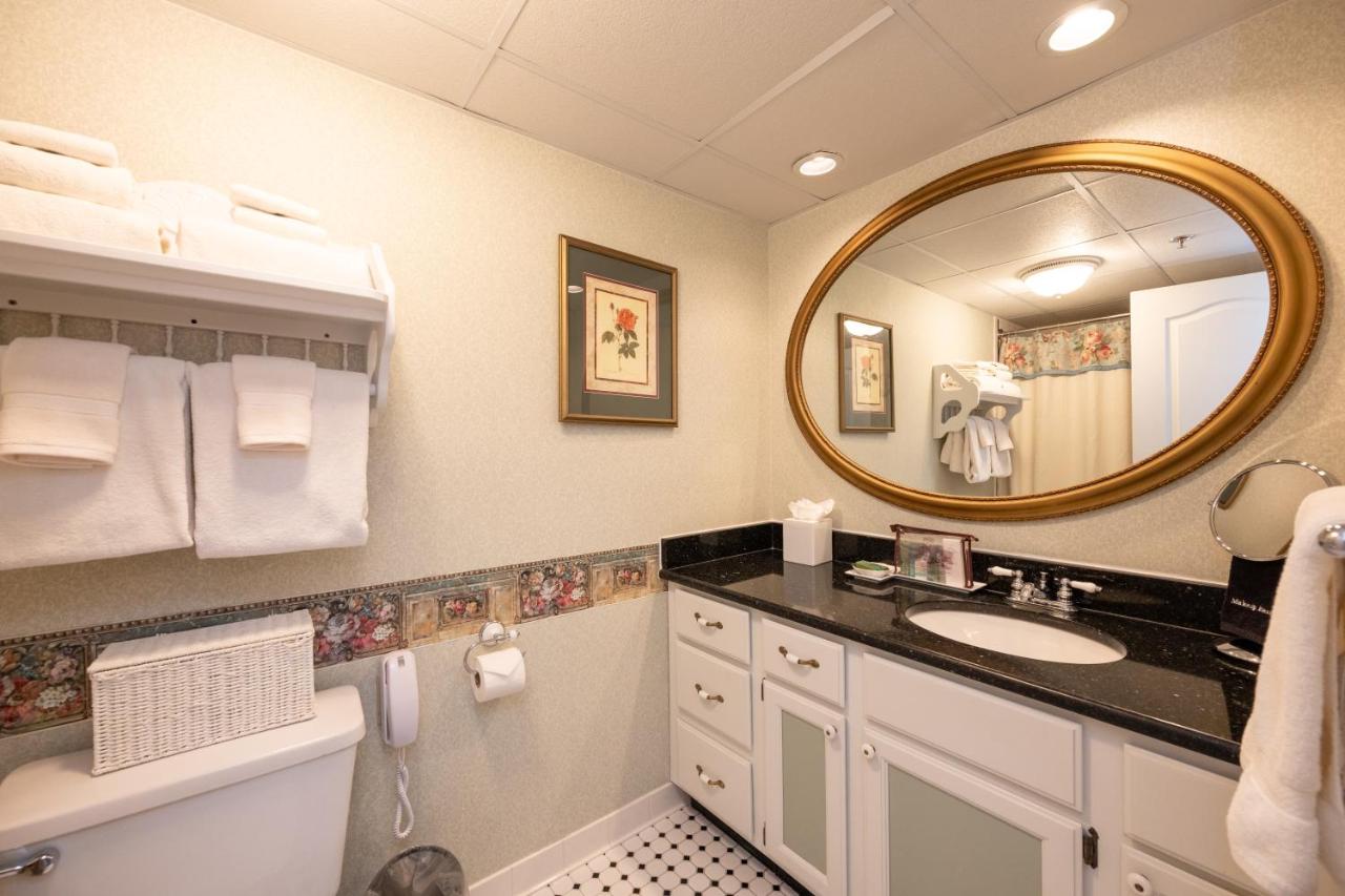 | Boardwalk Plaza Hotel