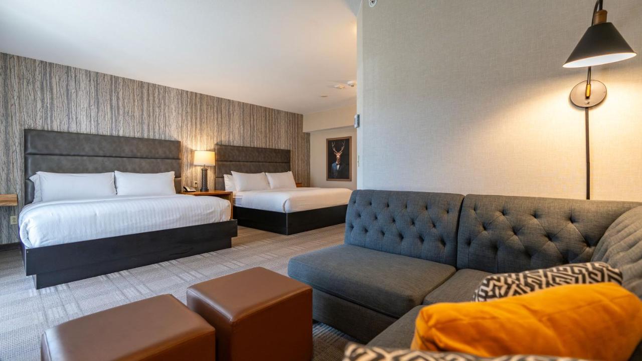 | Cherry Valley Hotel