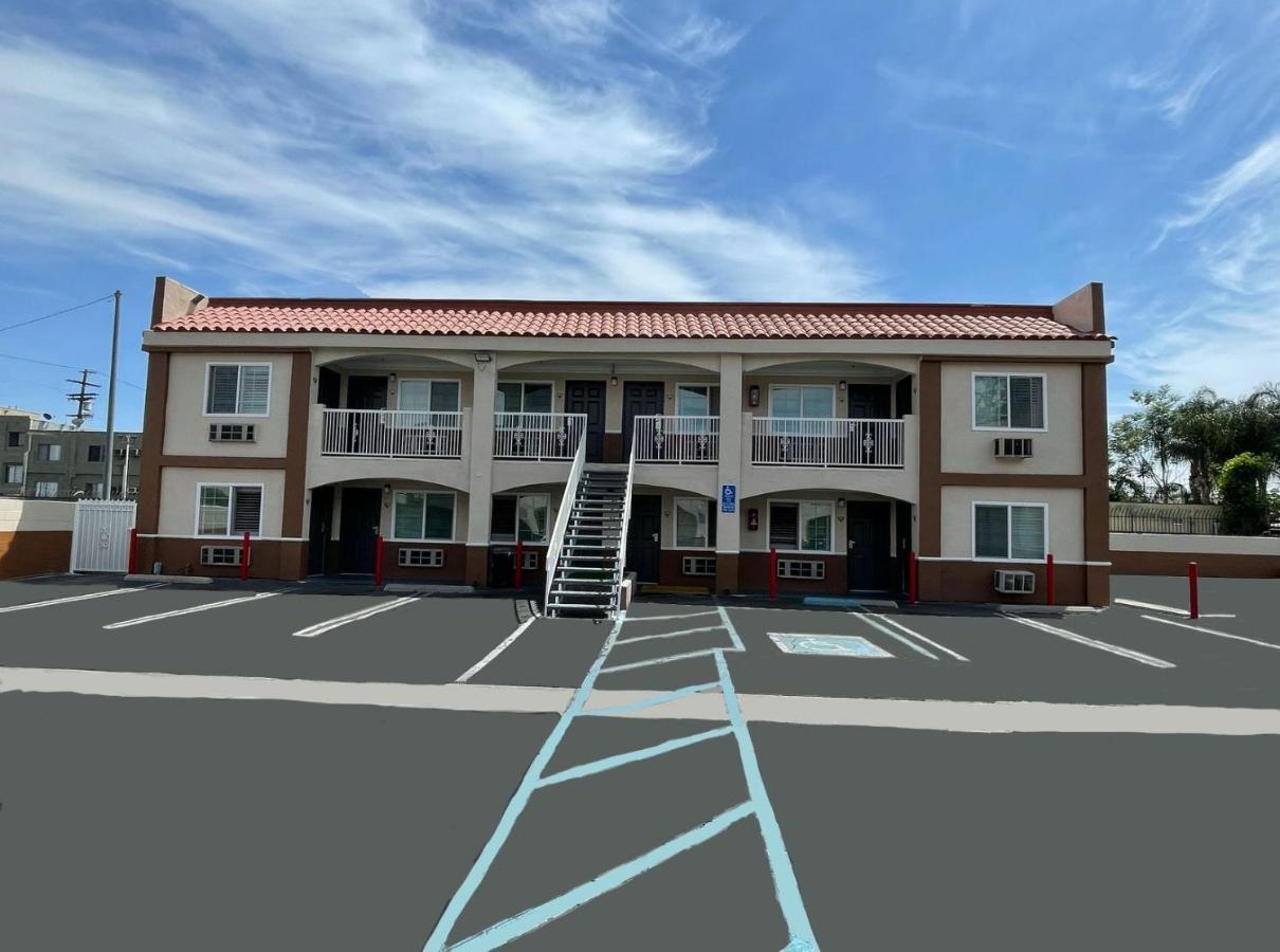 | Diamond Inn