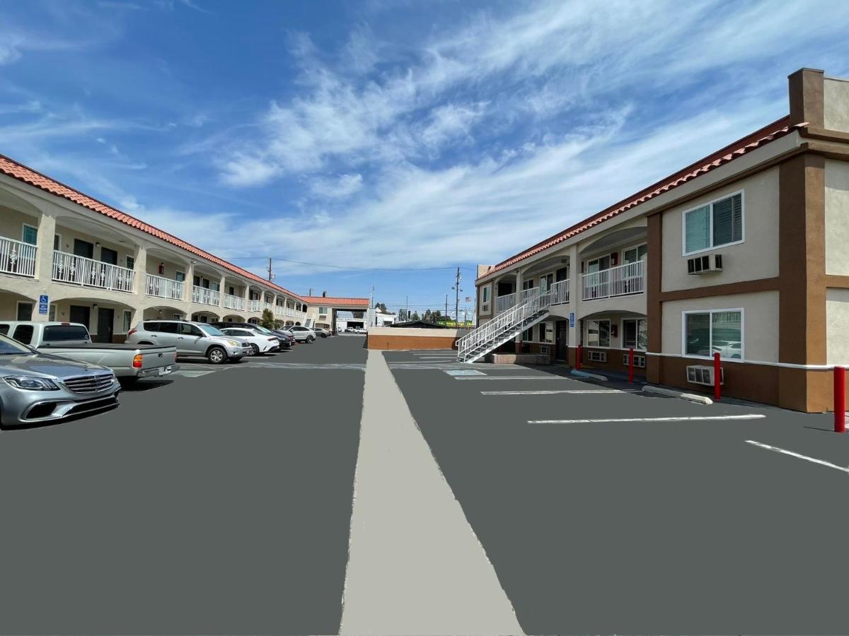 | Diamond Inn