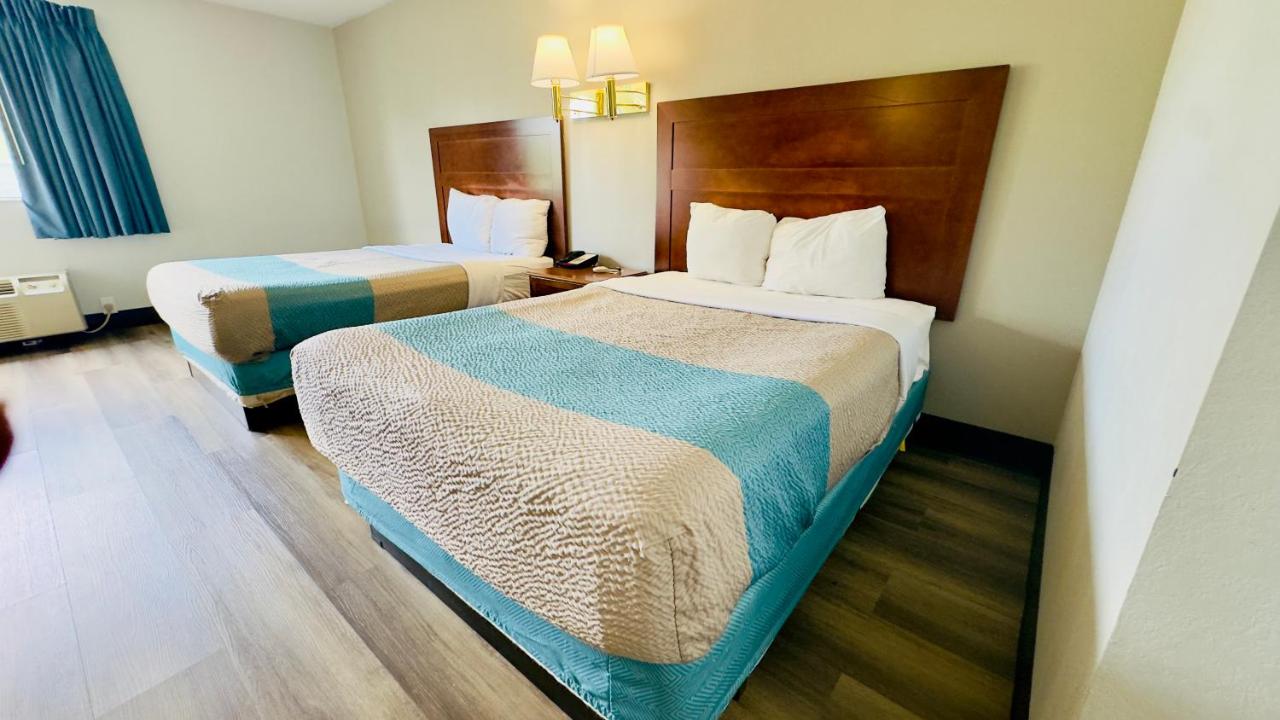 | Motel 6 McGraw, NY - Cortland