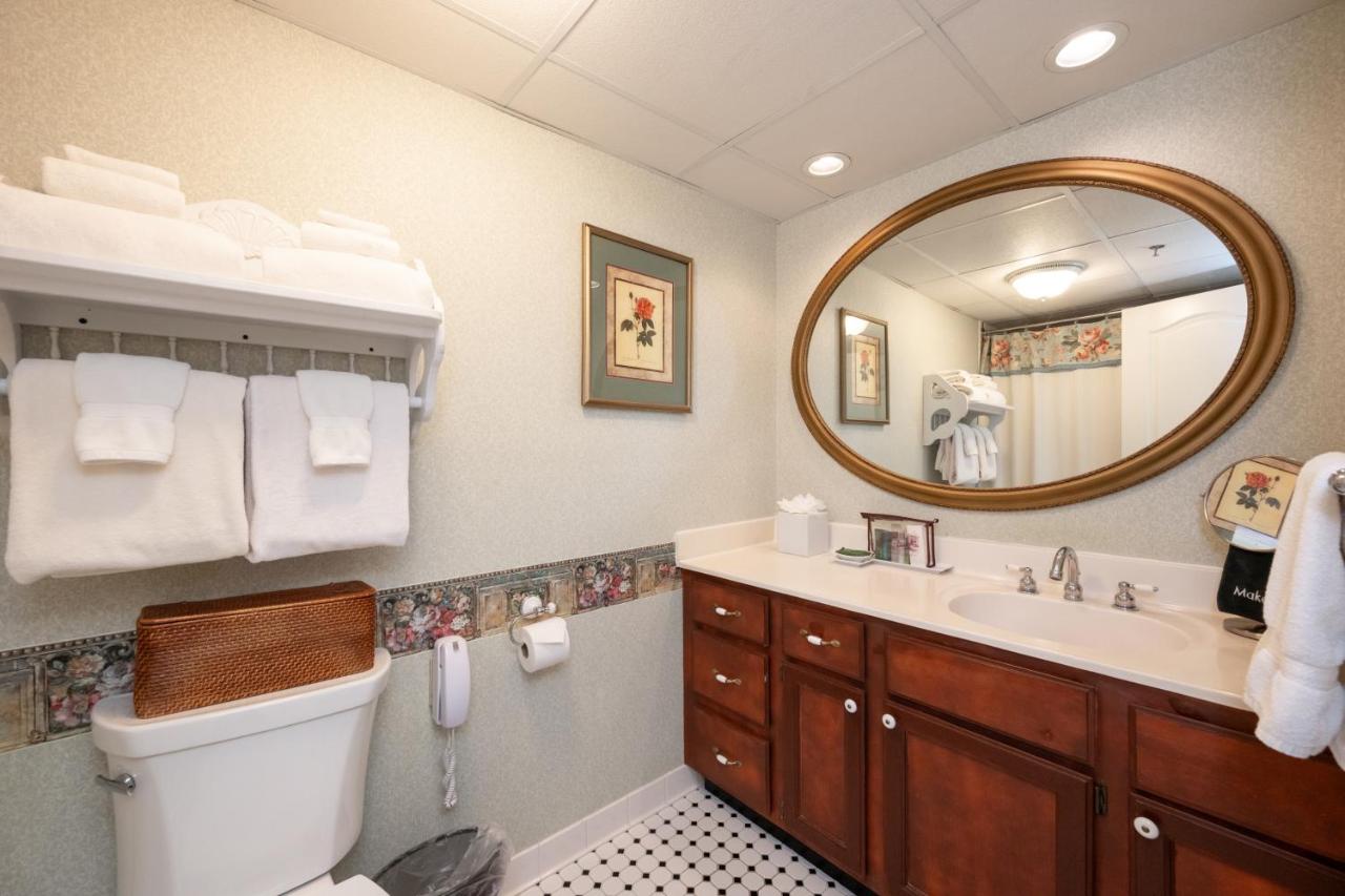 | Boardwalk Plaza Hotel