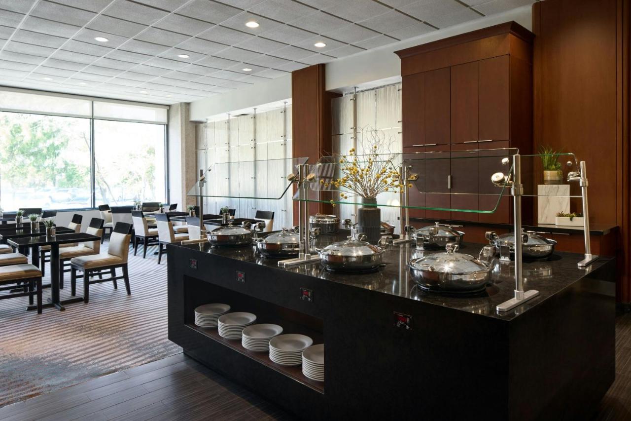 | Washington Dulles Marriott Suites