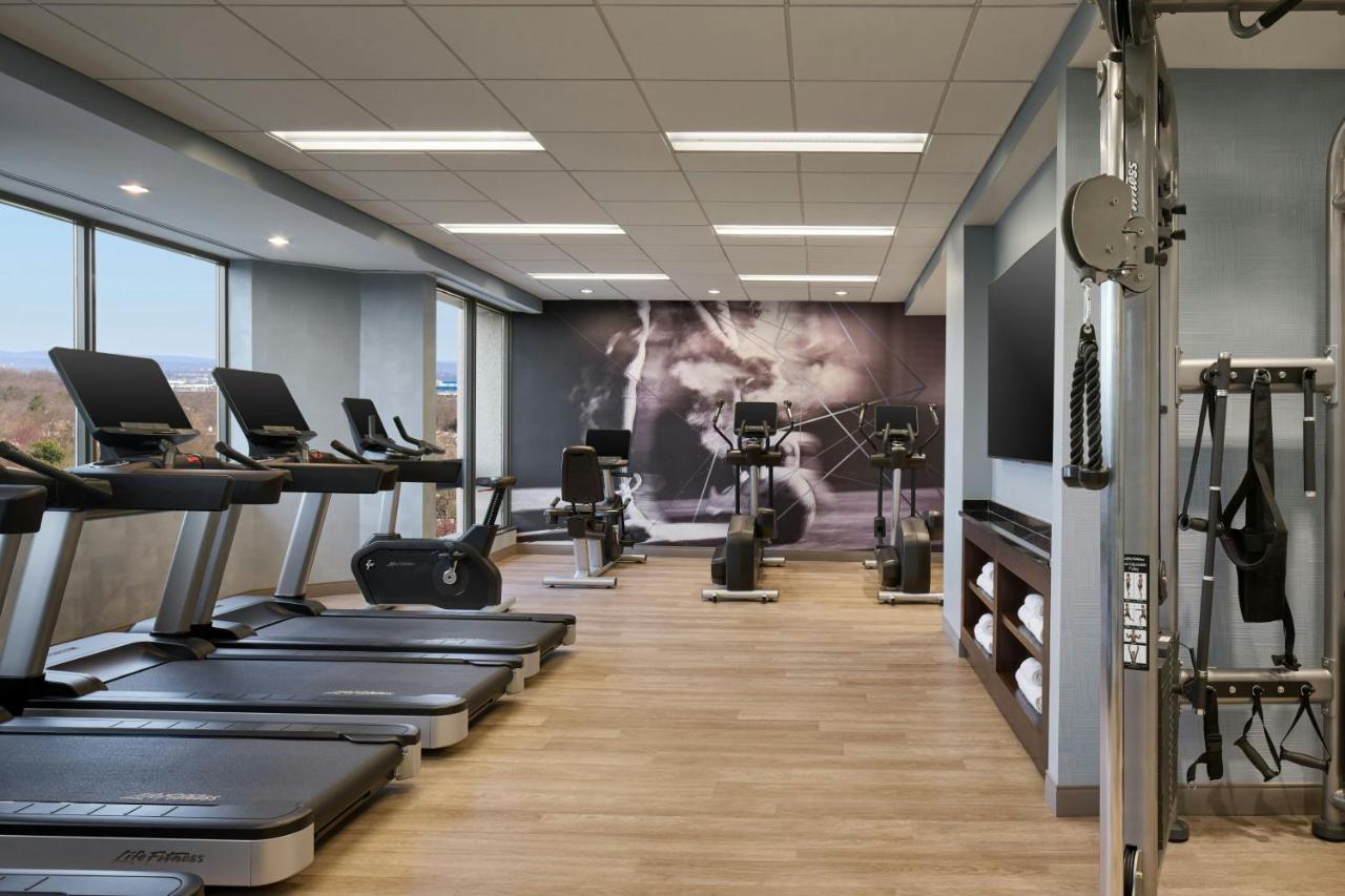 | Washington Dulles Marriott Suites