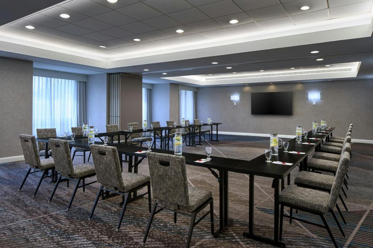| Washington Dulles Marriott Suites