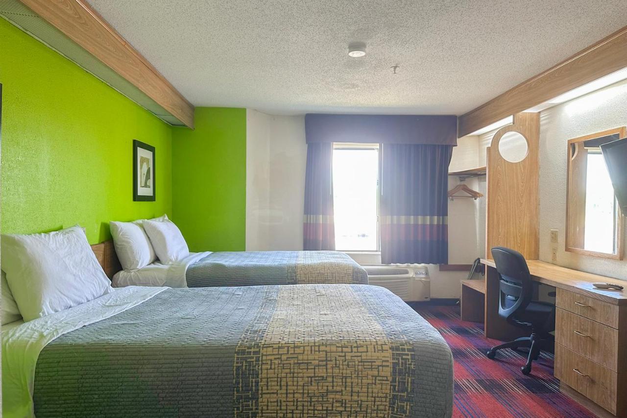 | classic inn
