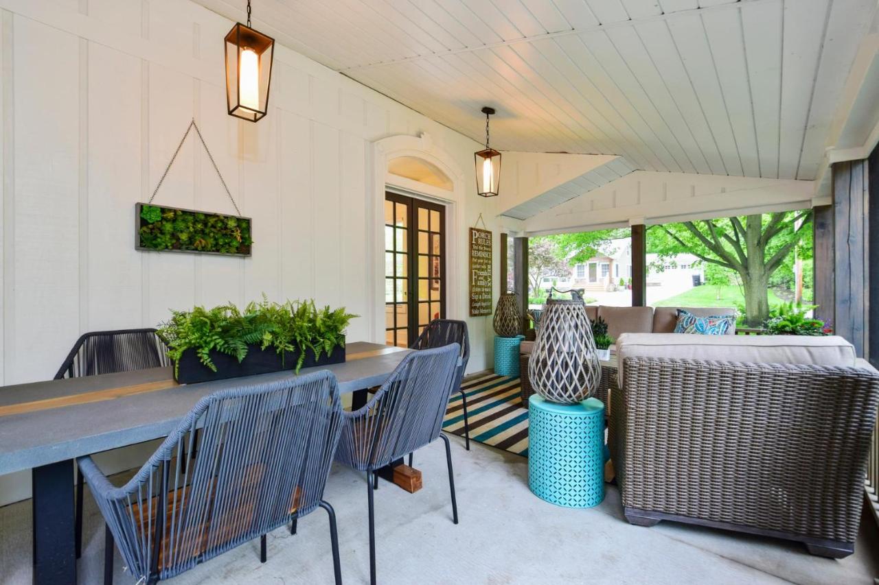 | Saugatuck Farmhouse