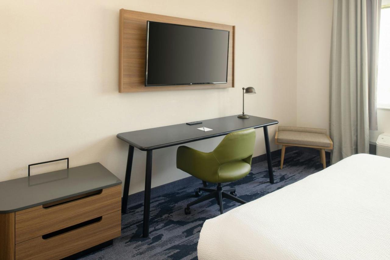 Room #48900012 at Fairfield Inn & Suites by Marriott Scottsdale Old Town