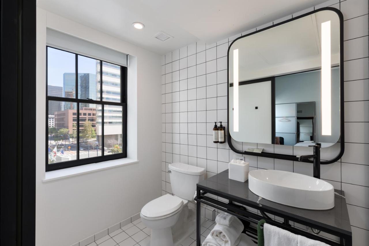 Apprentice, Guest room, 1 King at The Guild Hotel, San Diego Downtown, a Marriott Tribute Portfolio Hotel