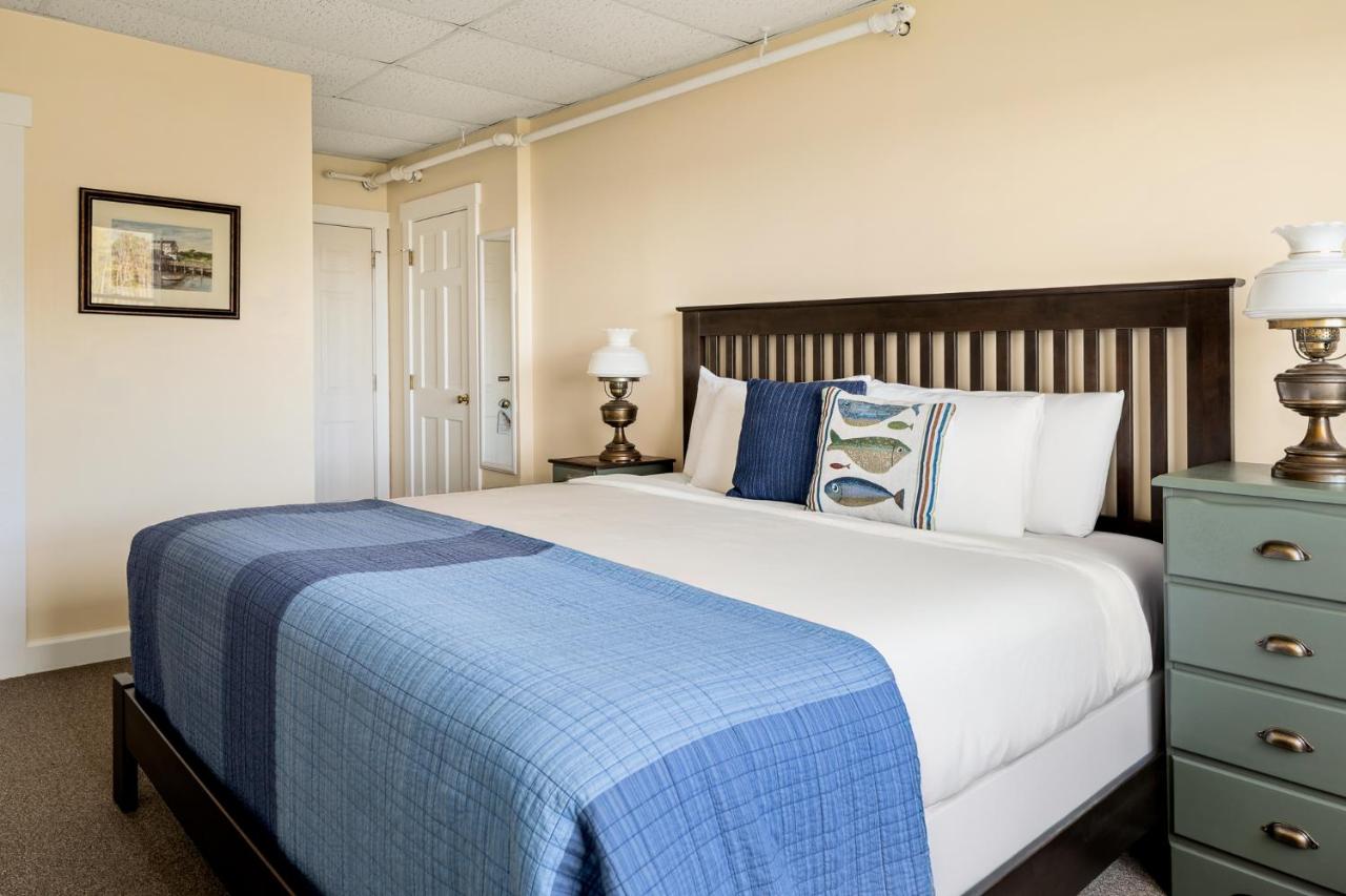 | East Wind Inn