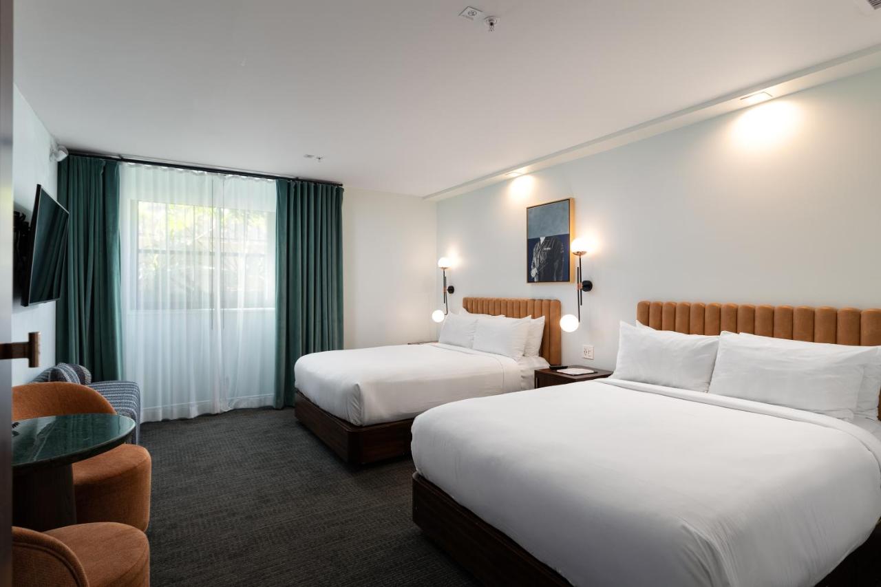 Society, Guest room, 1 King at The Guild Hotel, San Diego Downtown, a Marriott Tribute Portfolio Hotel