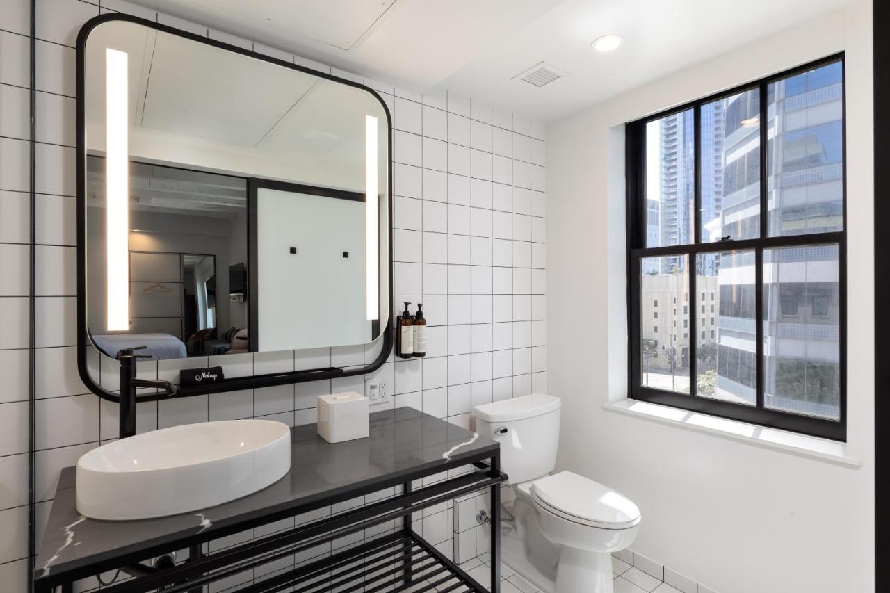 Master, Junior Suite, 1 King, Sofa bed at The Guild Hotel, San Diego Downtown, a Marriott Tribute Portfolio Hotel