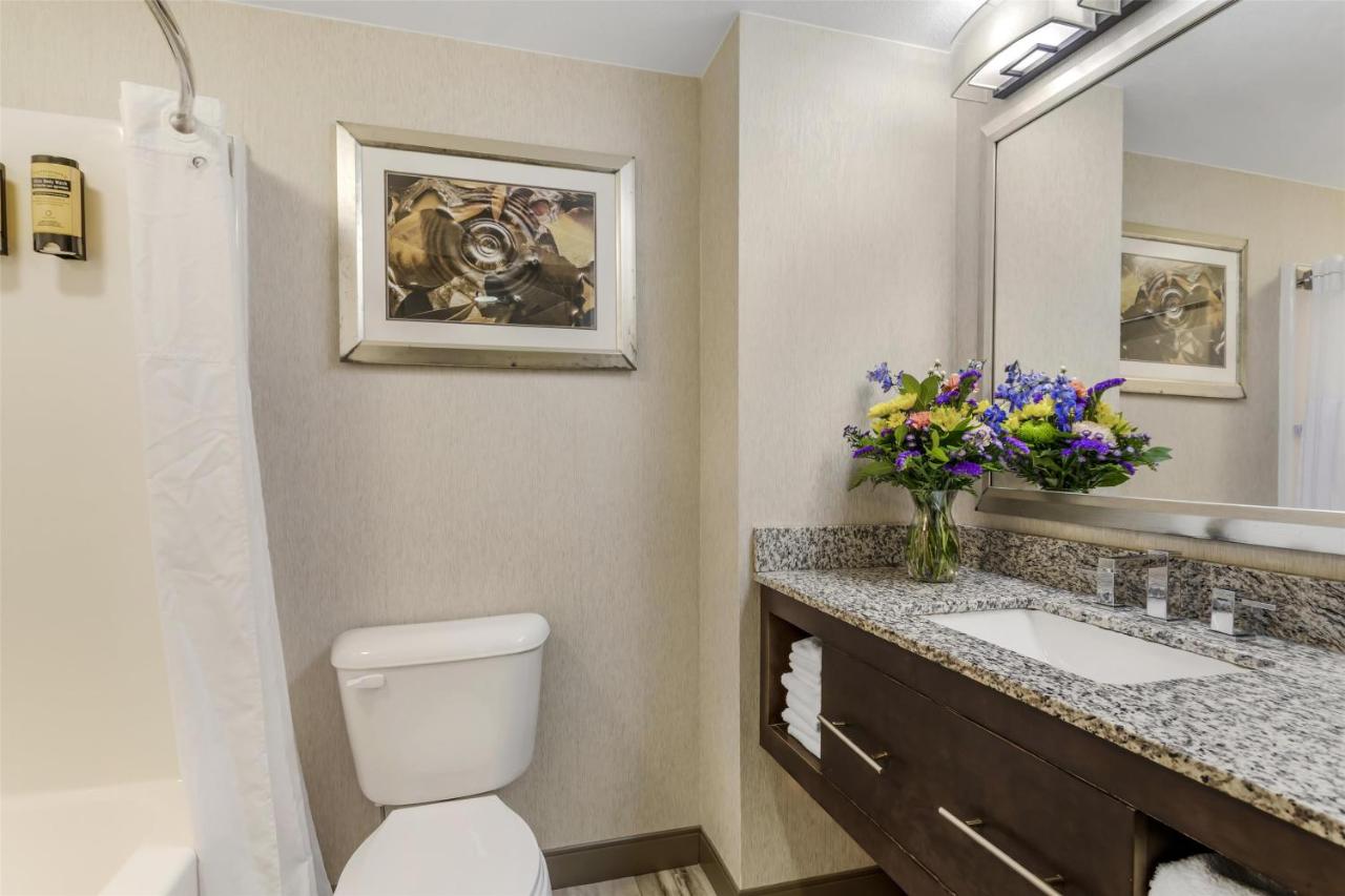 Queen Suite with Two Queen Beds with River View - Non-Smoking at Best Western Plus River Escape Inn & Suites
