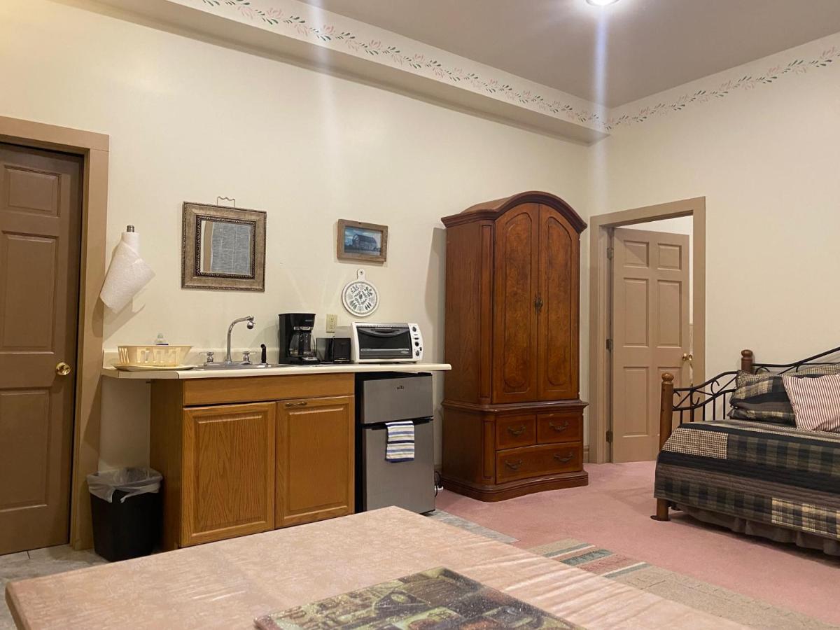 | Oak Valley Inn and Suites