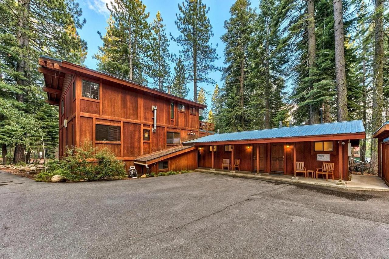 | Donner Lake Inn B&B