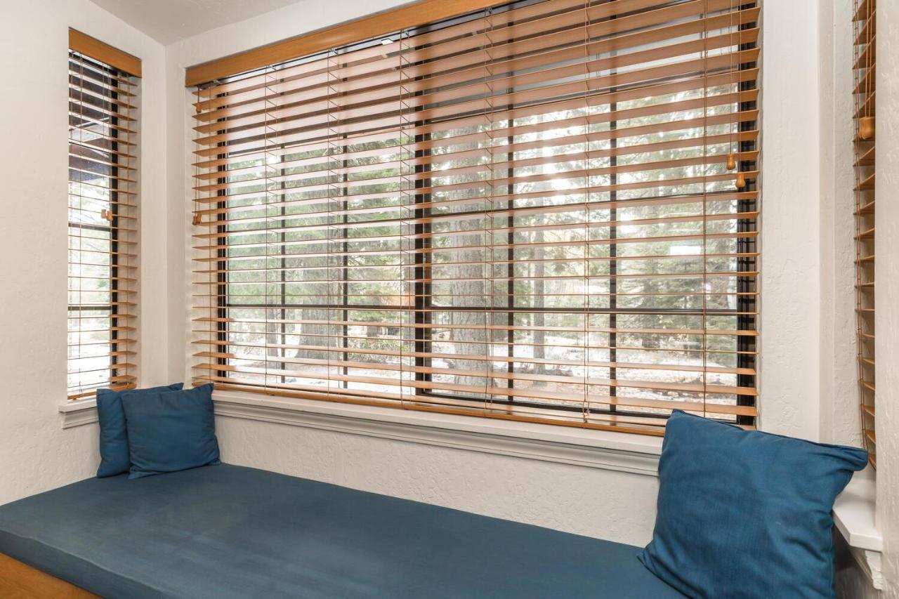 | Donner Lake Inn B&B