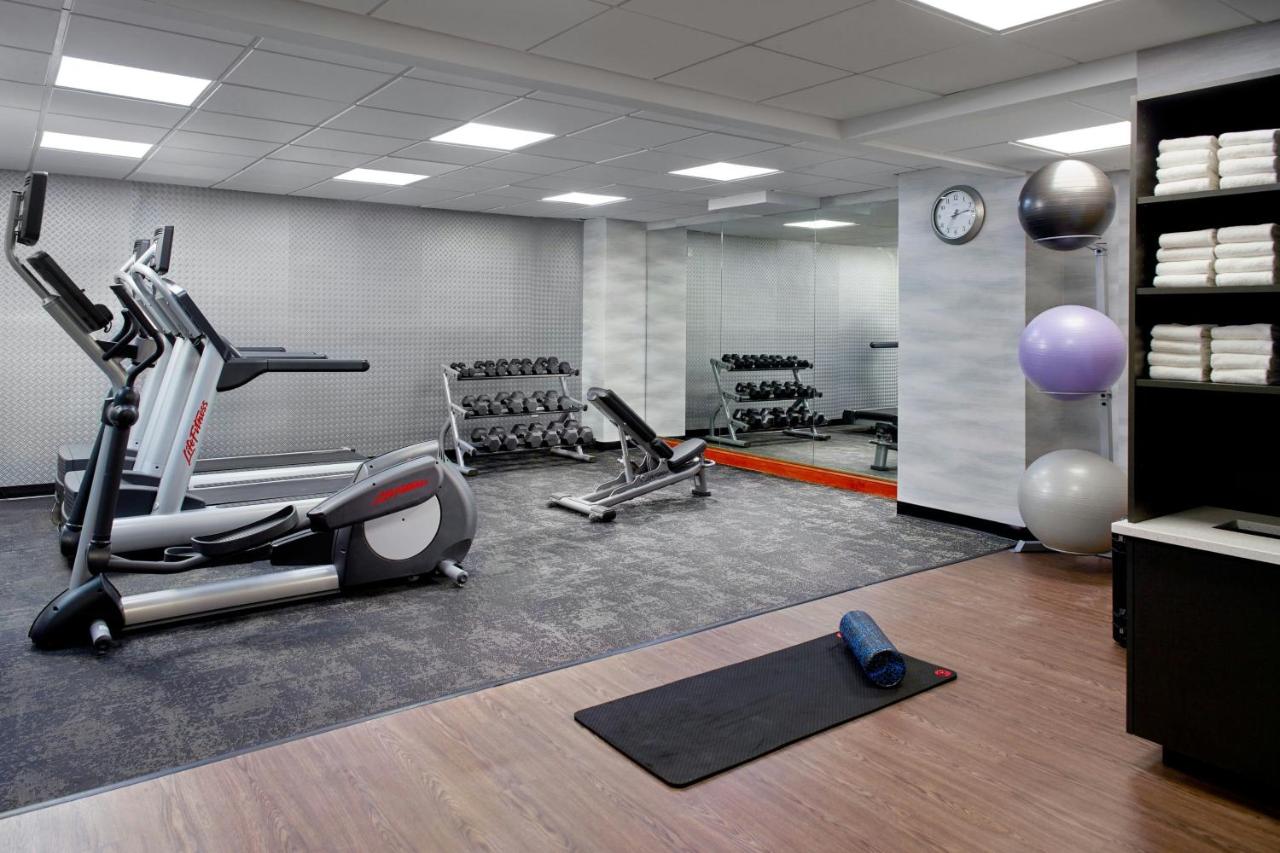 | Fairfield by Marriott Inn & Suites Asheville Outlets
