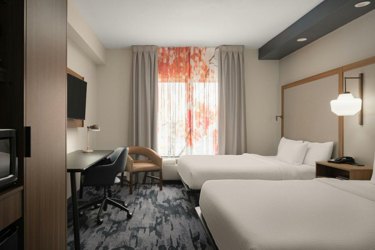 | Fairfield Inn & Suites by Marriott Cleveland