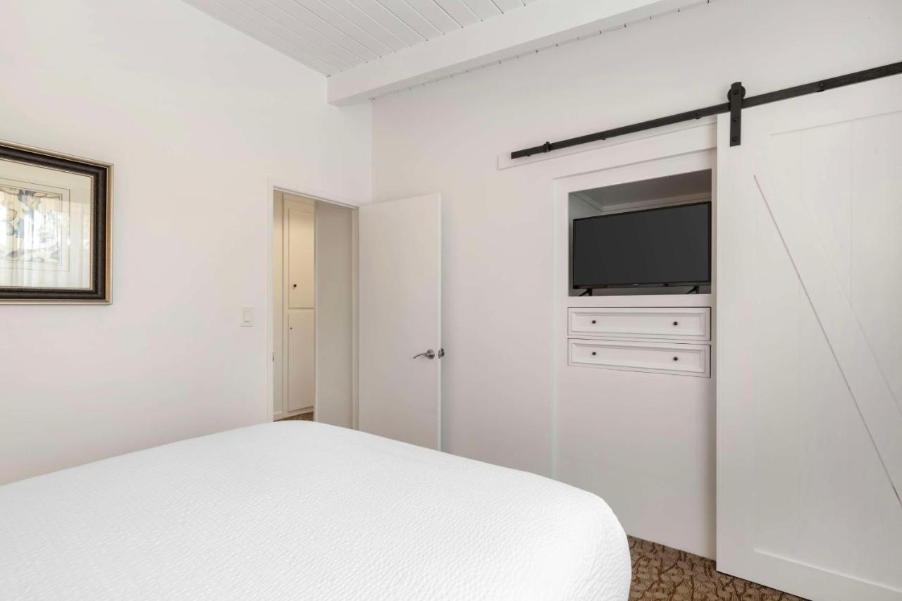 Room #23693600 at Best Western Plus Santa Barbara