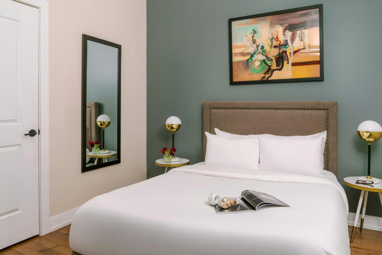 Two-Bedroom Suite at Sonder Jewelers Row