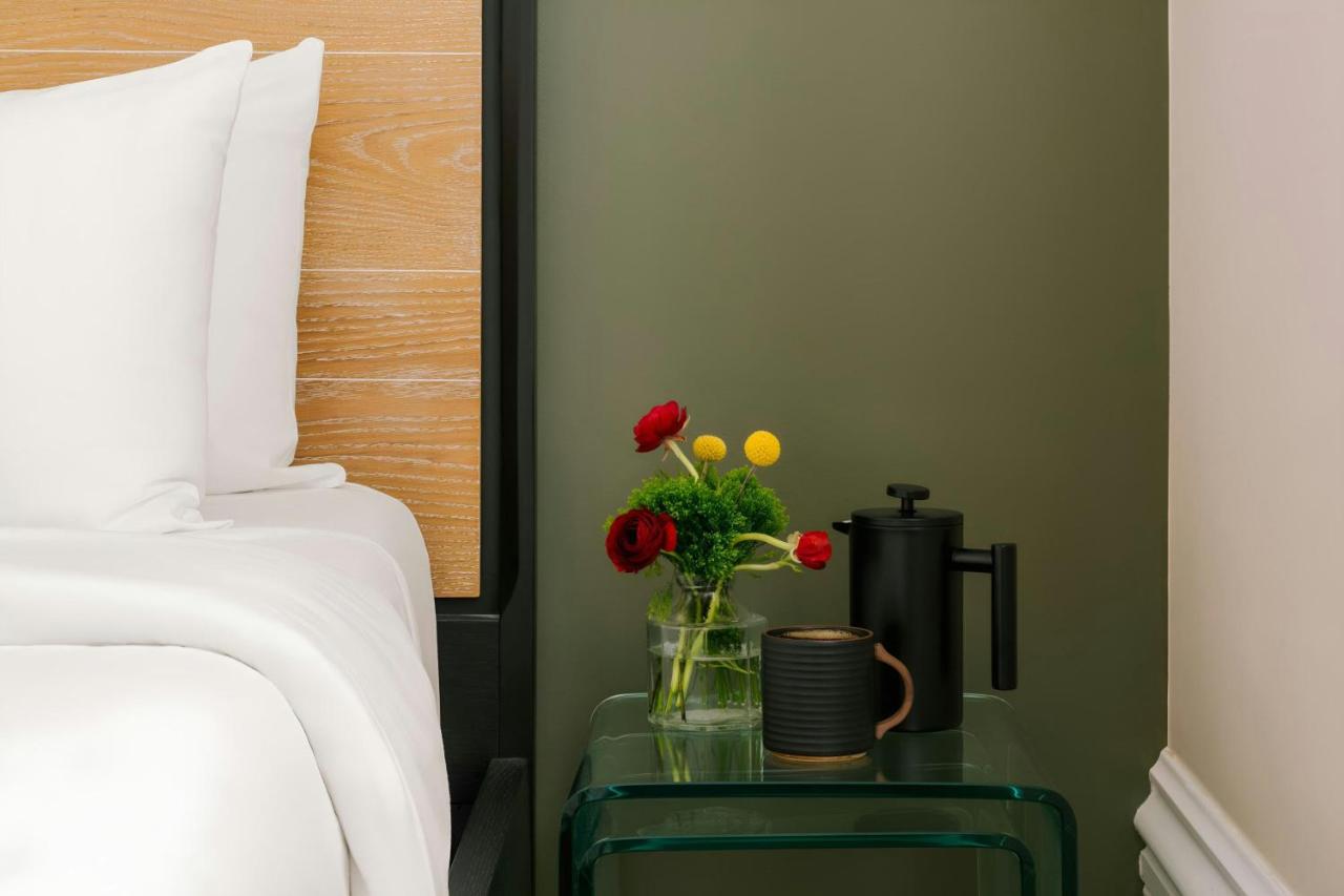 Two-Bedroom Suite at Sonder Jewelers Row