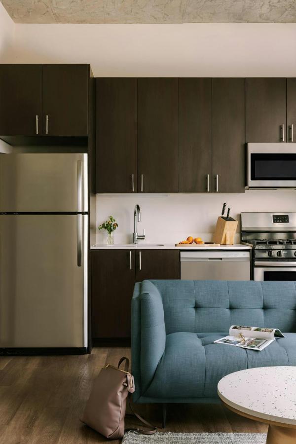 Suite with Balcony at Sonder South Wabash