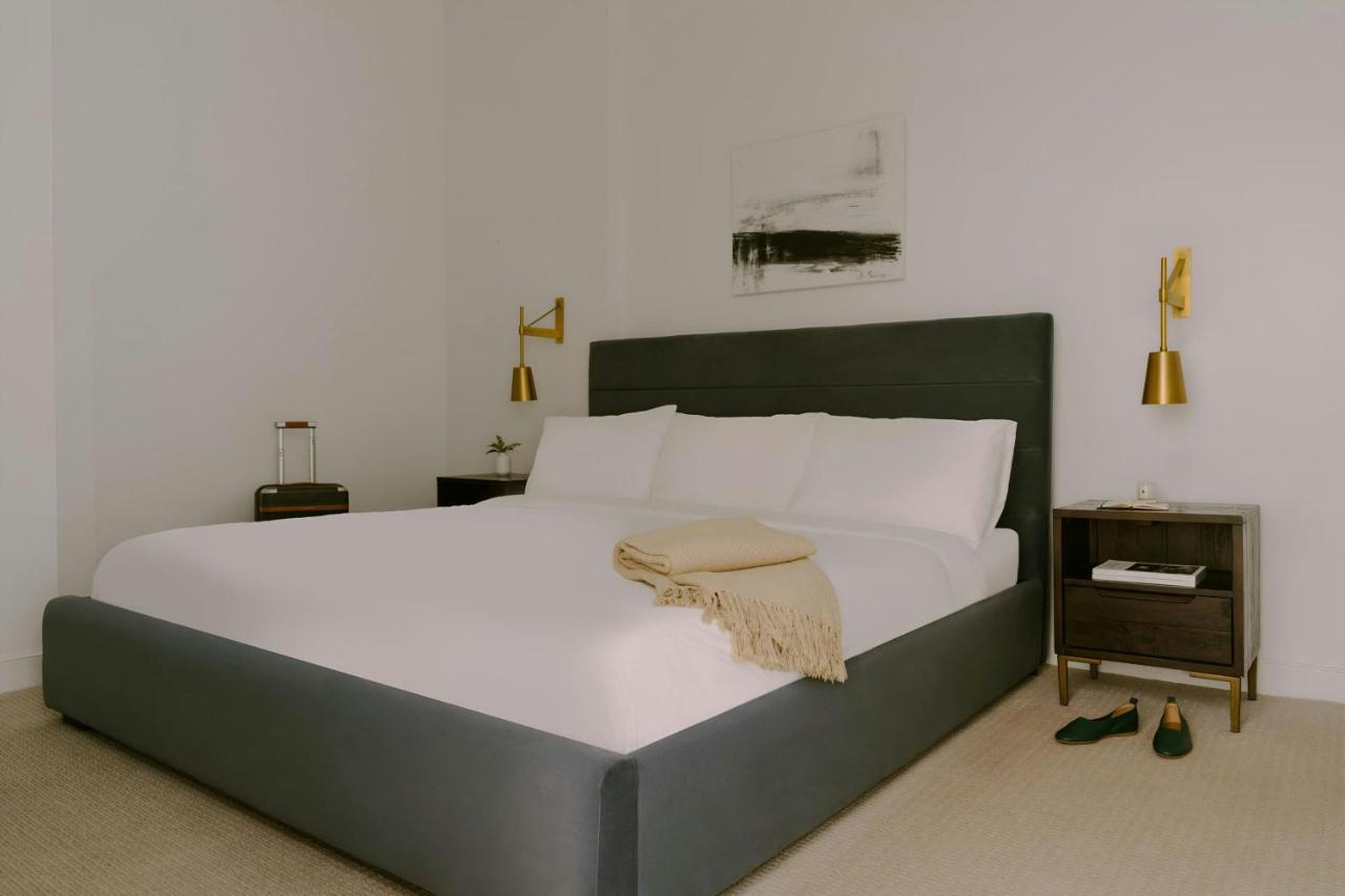 Deluxe King Suite at Sonder The Witherspoon