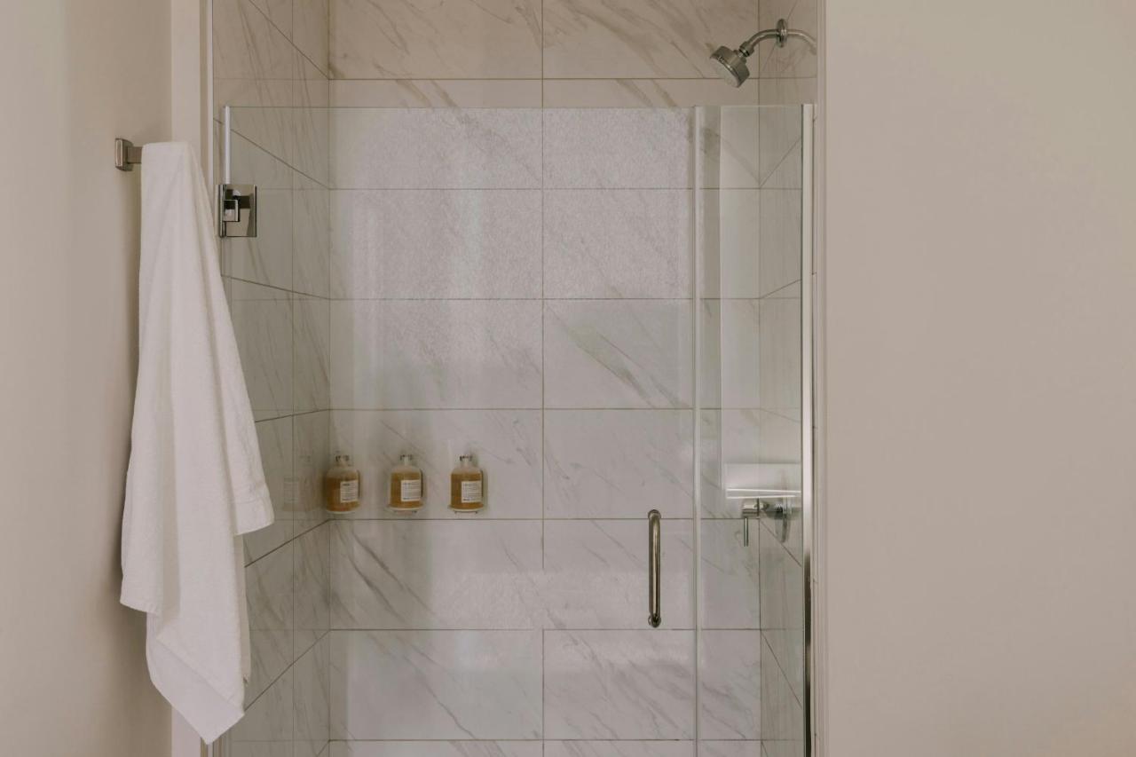 Superior Suite at Sonder South Wabash